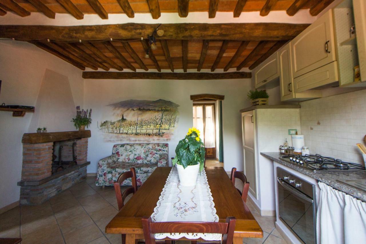 Le Dame Del Borgo Leilighet Sassetta Eksteriør bilde